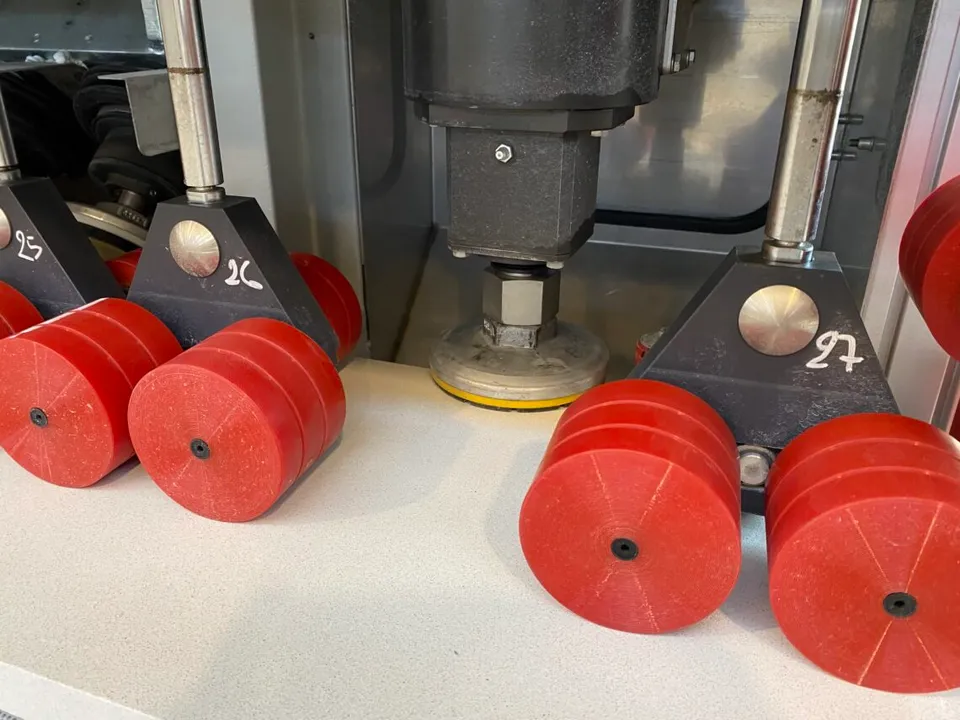 Vertical spindle working